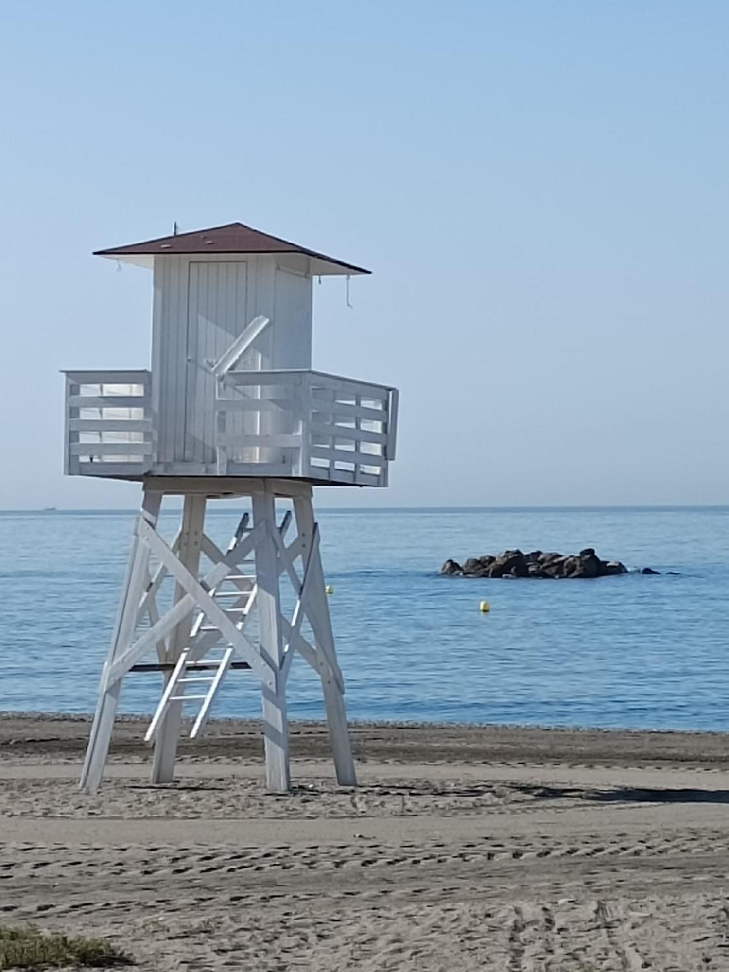 Apartamentos Los Peces Malaga La Cala Del Moral Luaran gambar